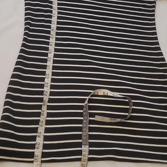 White house black market long sleeve bundle of tops. - Picture 12 of 14